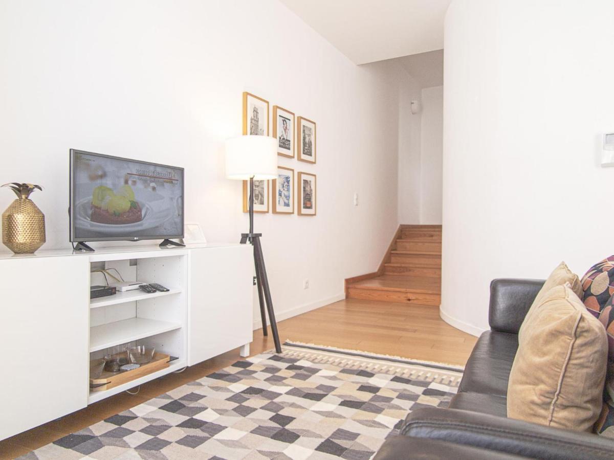 Baixa Chiado 2 Bedroom Duplex Apt With Ac Elevator Lisboa Extérieur photo
