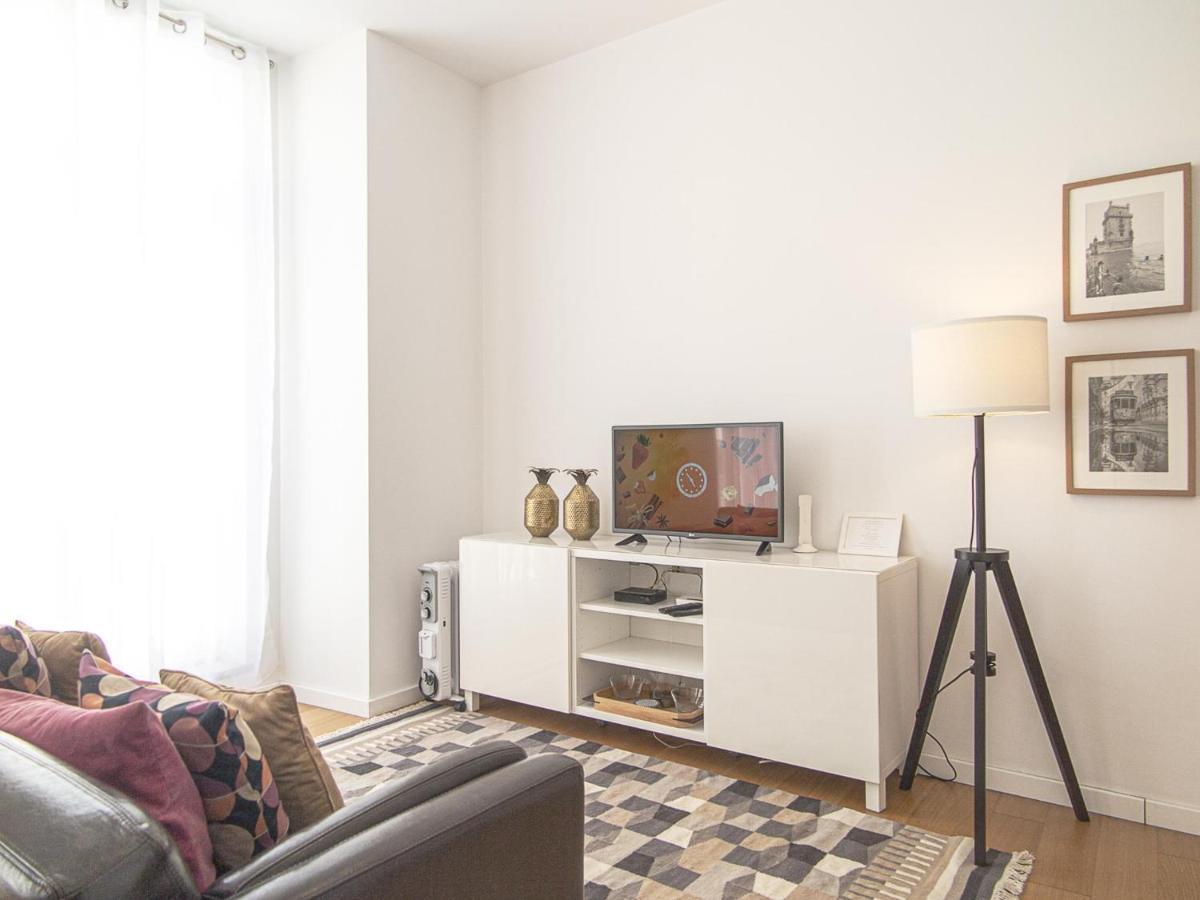 Baixa Chiado 2 Bedroom Duplex Apt With Ac Elevator Lisboa Extérieur photo